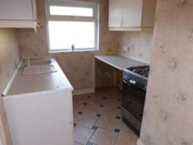  Image of 3 Bedroom Terraced for sale at Eyres Monsell Leicestershire Glen Parva, LE2 9QE