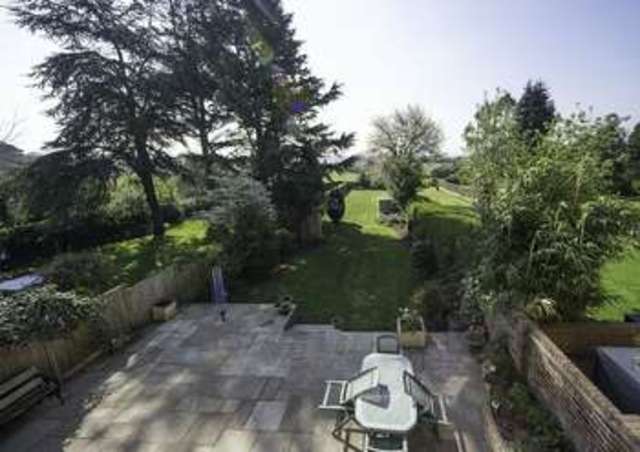  Image of 4 Bedroom Detached for sale at Showell Lane  Wolverhampton, WV4 4TZ