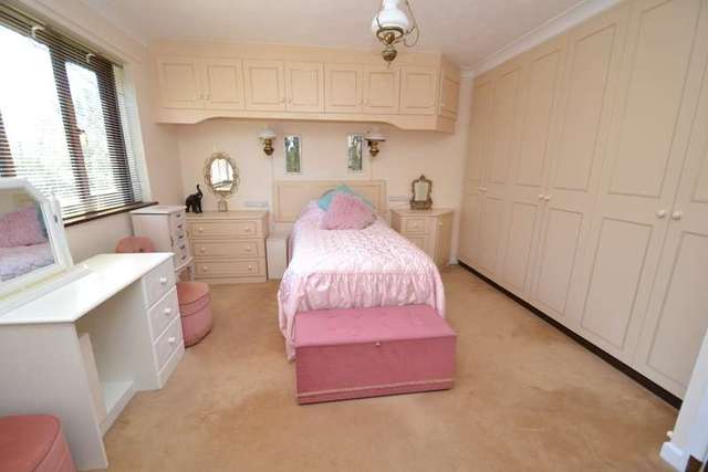  Image of 6 Bedroom Detached for sale at Poole, BH12 5EQ