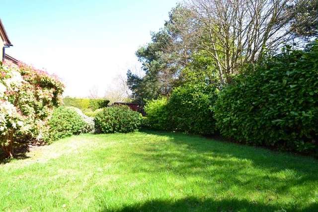  Image of 6 Bedroom Detached for sale at Poole, BH12 5EQ