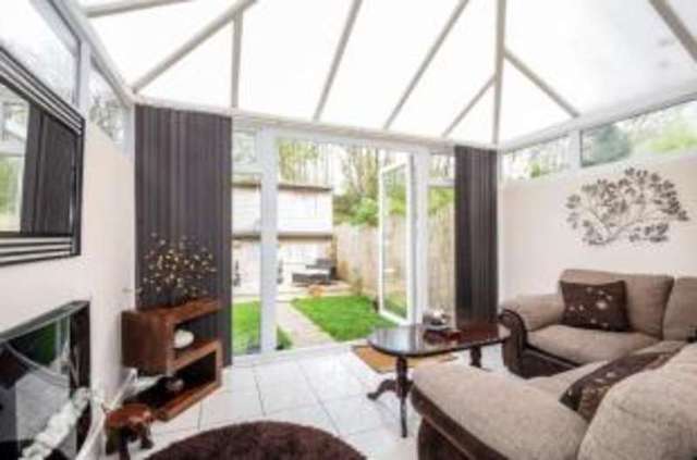  Image of 3 Bedroom Terraced for sale at London  Penge, SE20 7PS