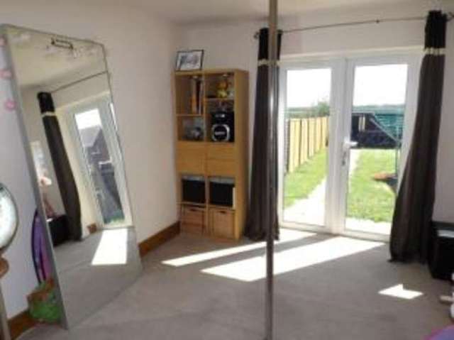  Image of 4 Bedroom Terraced for sale at Green Man Road Navenby Navenby, LN5 0JY