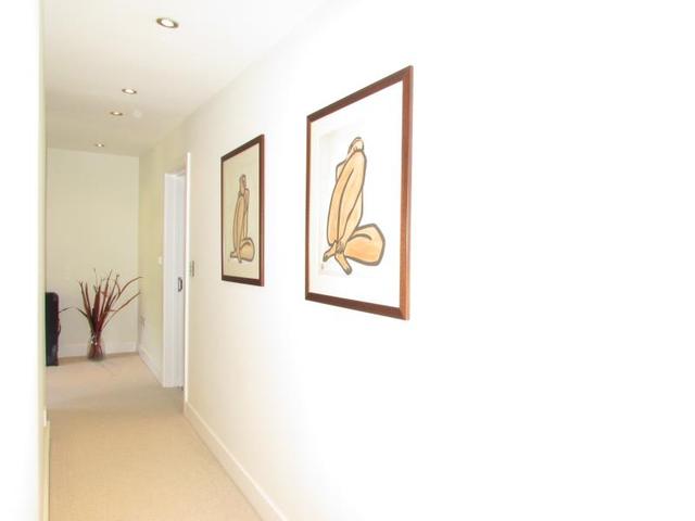  Image of 6 Bedroom Detached to rent at Broadstone  Broadstone, BH18 8BT