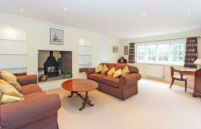  Image of 5 Bedroom Detached for sale at 97 Manor Road  Verwood, BH31 6DT