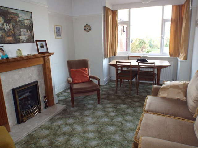  Image of 3 Bedroom Semi-Detached for sale at Bennetthorpe Doncaster Bessacarr, DN4 5EX