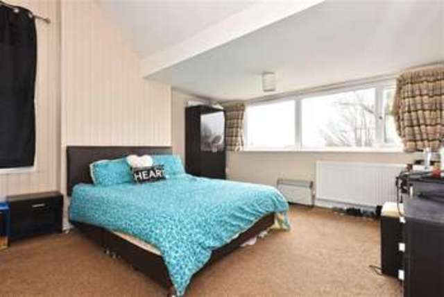  Image of 1 Bedroom Property to rent at Wilbury Gardens Hove Hove, BN3 6HY