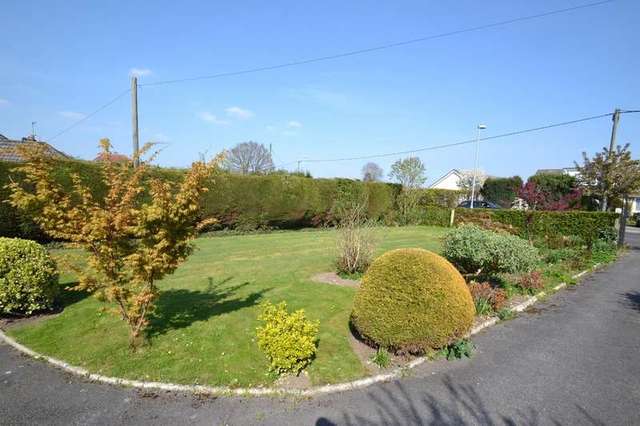  Image of 3 Bedroom Detached for sale at Wimborne, BH21 2JA