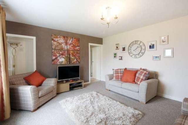  Image of 2 Bedroom Ground Flat for sale at Chisholm Place  Grangemouth, FK3 8PB