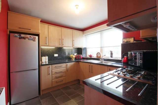  Image of 2 Bedroom Ground Flat for sale at Chisholm Place  Grangemouth, FK3 8PB