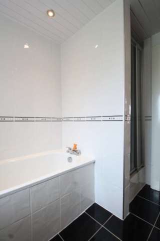  Image of 2 Bedroom Ground Flat for sale at Chisholm Place  Grangemouth, FK3 8PB