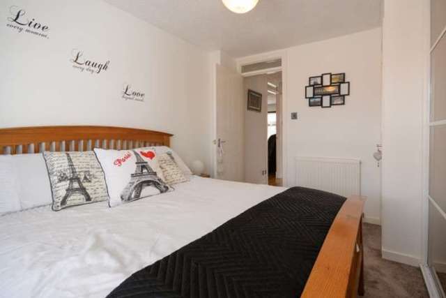 Image of 2 Bedroom Semi-Detached for sale at Jacobson Terrace  Dundee, DD3 9TD