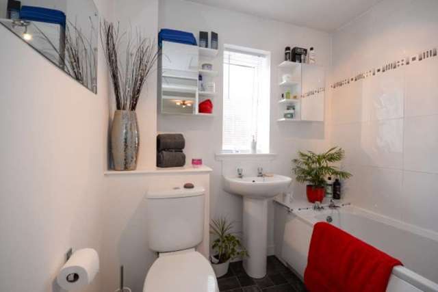  Image of 2 Bedroom Semi-Detached for sale at Jacobson Terrace  Dundee, DD3 9TD