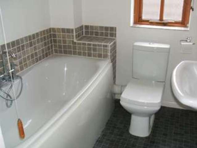  Image of 2 Bedroom Terraced to rent at Revesby Square Heighington Lincoln, LN4 1GG