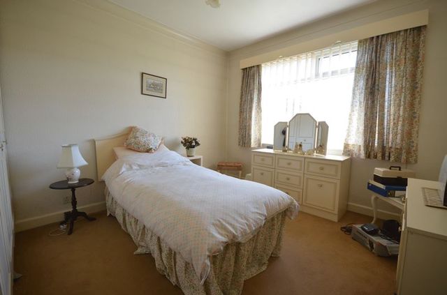  Image of 2 Bedroom Detached for sale at Pine Crescent  Poulton-Le-Fylde, FY6 8EB