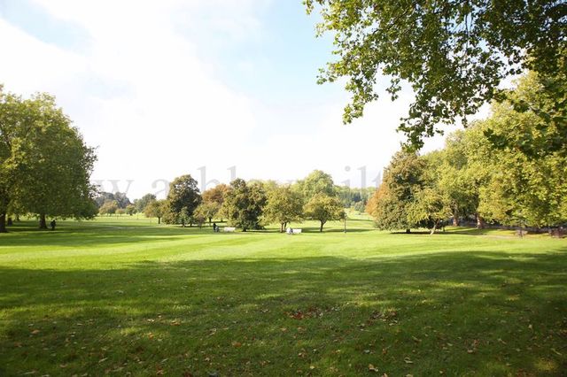  Image of 2 Bedroom Flat to rent at Albert Terrace Primrose Hill Camden Lock, NW1 7SU