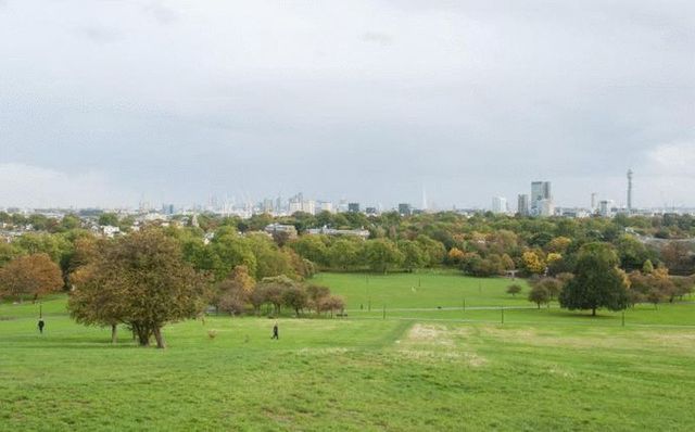  Image of 2 Bedroom Flat to rent at Albert Terrace Primrose Hill Camden Lock, NW1 7SU