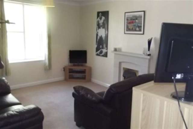  Image of 2 Bedroom Flat to rent at Southampton, SO15 2RZ