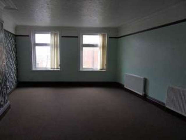  Image of 2 Bedroom Flat to rent at Beancroft Road  Castleford, WF10 5BW