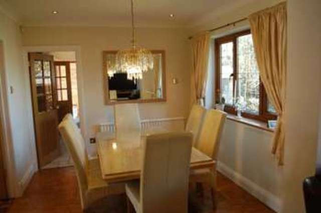  Image of 4 Bedroom Detached for sale at Bramley Gardens  Laindon, SS15 5QA