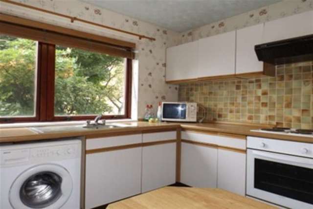  Image of 2 Bedroom Flat to rent at Dundee, DD4 6JR