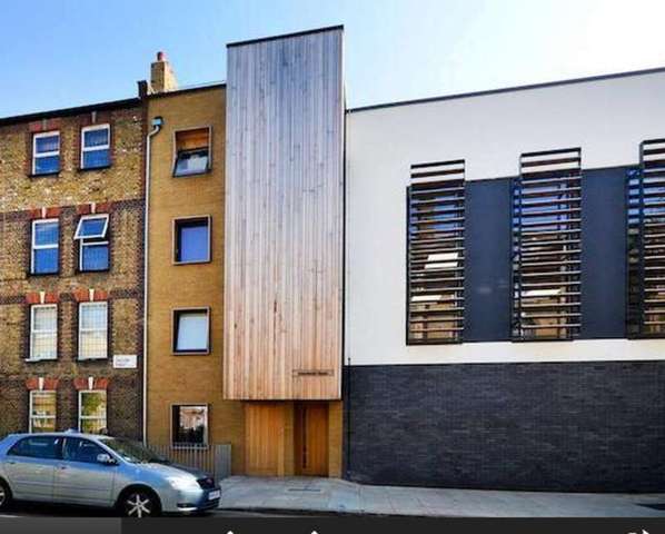  Image of 2 Bedroom Flat to rent at London, NW1 1RX