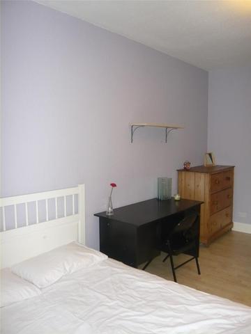  Image of 2 Bedroom Flat to rent at West End Dundee Dundee, DD2 2PF