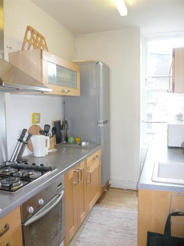  Image of 2 Bedroom Flat to rent at West End Dundee Dundee, DD2 2PF