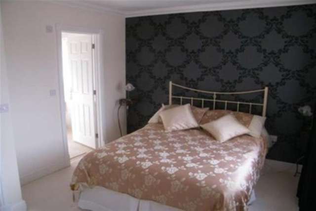  Image of 4 Bedroom Detached to rent at Bromsgrove, B60 3GP