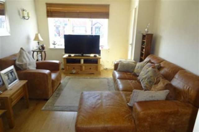  Image of 2 Bedroom Detached to rent at Walsall, WS5 4TB