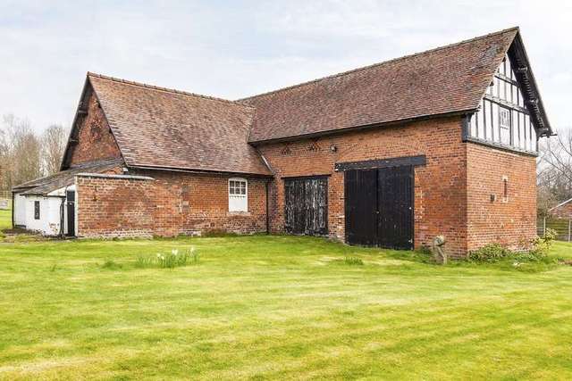  Image of 5 Bedroom Detached for sale at Sandbach Sandbach, CW11 1FY