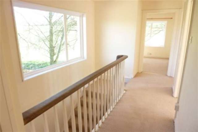  Image of 4 Bedroom Detached to rent at Uttoxeter, ST14 5BP