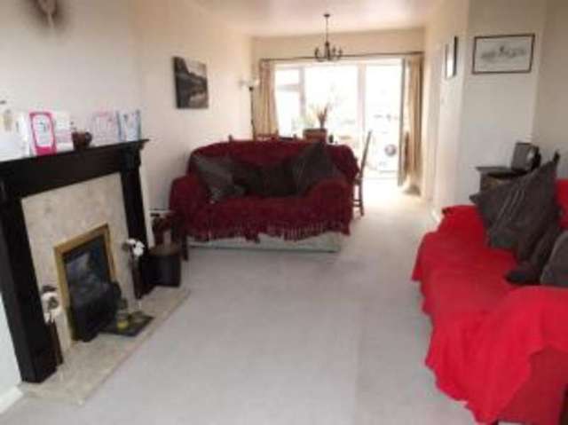  Image of 3 Bedroom Semi-Detached for sale at Leicester Leicestershire Aylestone, LE2 8EG