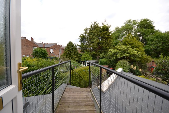  Image of 2 Bedroom Property to rent at East Finchley, N2 0SZ