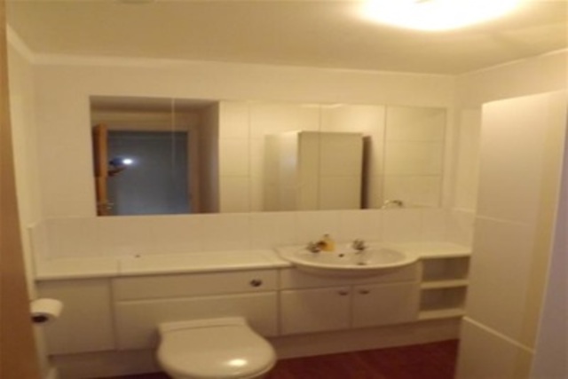 Image of 2 Bedroom Flat to rent at Paisley Renfrewshire Renfrewshire, PA2 6LD