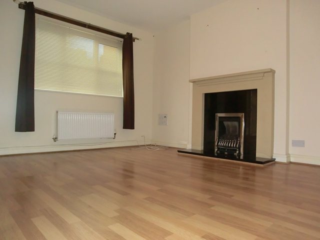  Image of 2 Bedroom Detached to rent at Wythenshawe  Moss Nook, M22 8FB