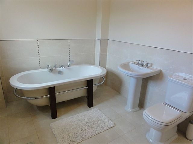  Image of 3 Bedroom Detached to rent at Welbourn Lincoln Welbourn, LN5 0NG