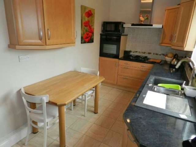  Image of 4 Bedroom Detached for sale at Harlaxton Drive  Long Eaton, NG10 2ER