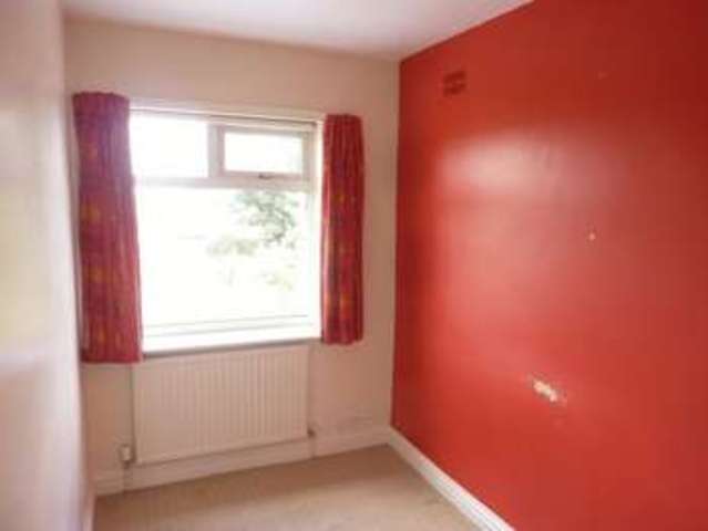 Image of 3 Bedroom Semi-Detached to rent at Harrowby Place  Willenhall, WV13 2RA