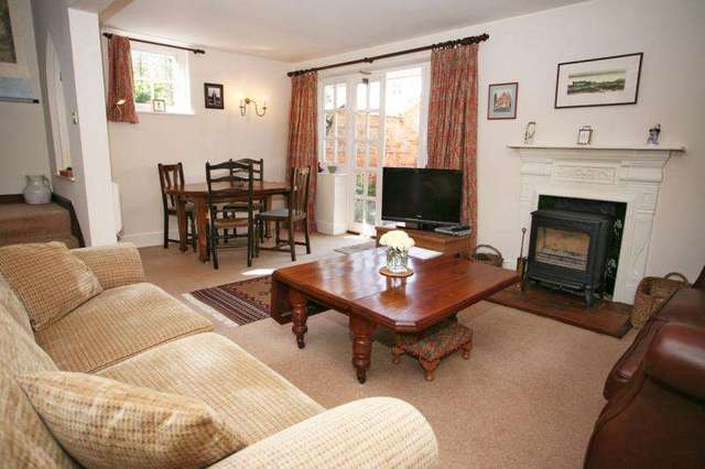  Image of 3 Bedroom Detached for sale at EASTERTON SN10 DEVIZES, SN10 4PE