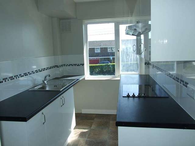  Image of 2 Bedroom Flat for sale at High Street Lytchett Matravers Poole, BH16 6BQ