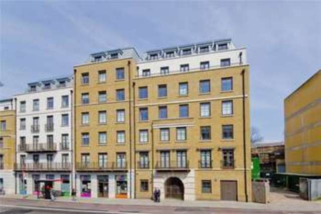  Image of 2 Bedroom Flat to rent at Holloway Road London Lower Holloway, N7 8BU