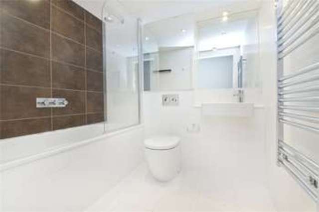  Image of 2 Bedroom Flat to rent at Holloway Road London Lower Holloway, N7 8BU