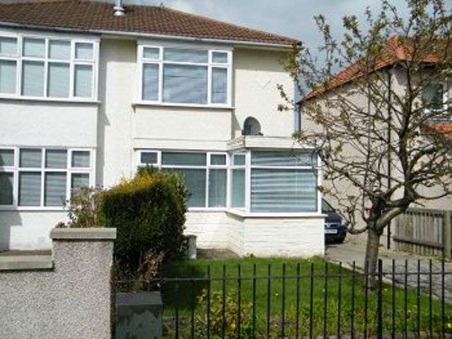  Image of 2 Bedroom Semi-Detached to rent at Bishopbriggs East Dunbartonshire East Dunbartonshire, G64 2BZ