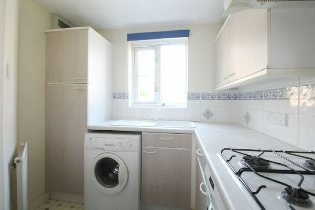  Image of 2 Bedroom Terraced for sale at Whiteley  Fareham, PO15 7NE