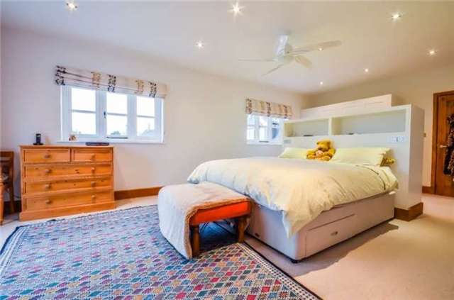  Image of 4 Bedroom Detached for sale at Coveney  Ely, CB6 2DJ