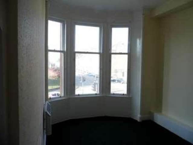  Image of 1 Bedroom Flat for sale at Maxwellton Street  Paisley, PA1 2UB