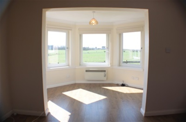  Image of 5 Bedroom Detached to rent at Whitburn West Lothian West Lothian, EH47 8AA