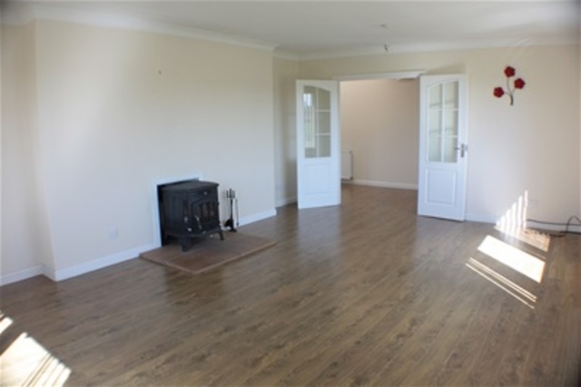  Image of 5 Bedroom Detached to rent at Whitburn West Lothian West Lothian, EH47 8AA