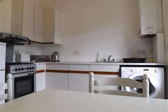  Image of 1 Bedroom Flat to rent at Paisley, PA2 6NA