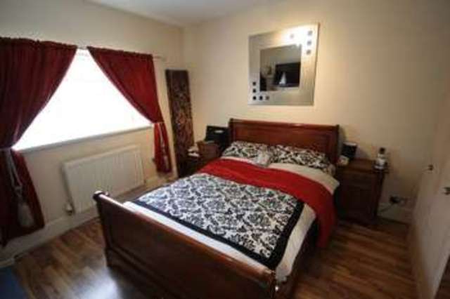  Image of 3 Bedroom Semi-Detached for sale at Norton Street  Elland, HX5 0LU